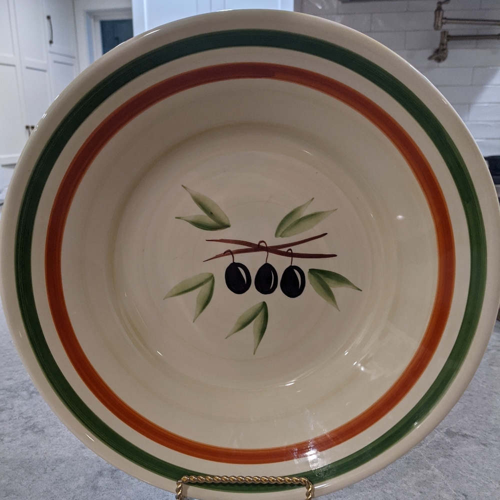 Williams-Sonoma serving bowl